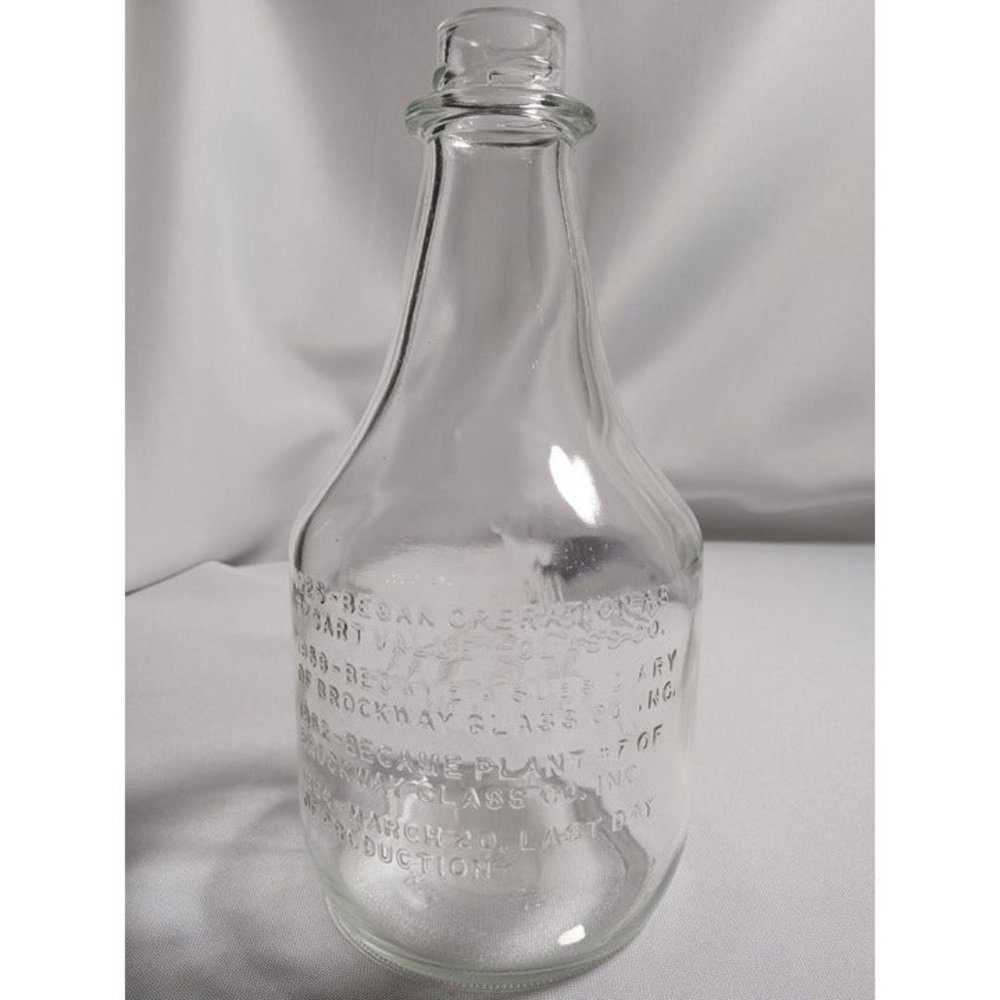 Washington, PA Tygart Valley Glass Co.‎ Bottle 8.5" Tall (2c1)
